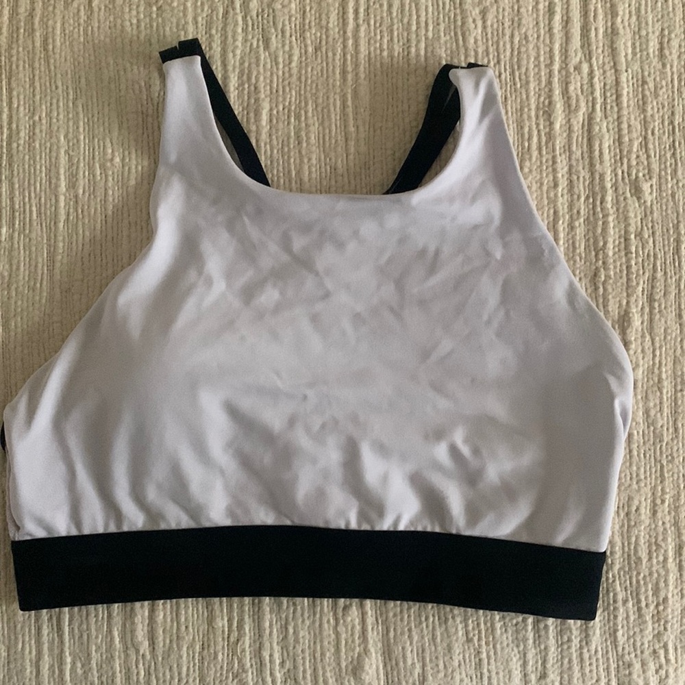 Forever 21 sports bra